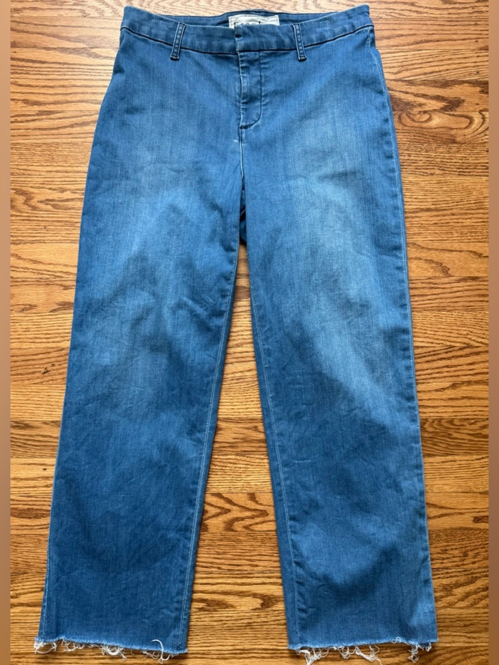 Frank & Eileen Women’s Medium Blue Straight Jeans